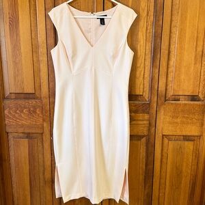 White House Black Market Blush Light Peach V-Neck Sheath Dress Easter Summer S10